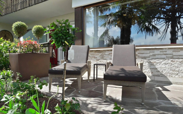 Ruster Resort