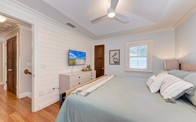 Banyan Beach - 104 Beach Ave