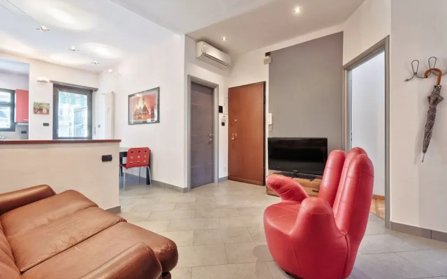 Vanchiglietta Colourful Apartment