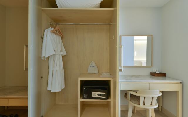 Hisea Huahin Hotel