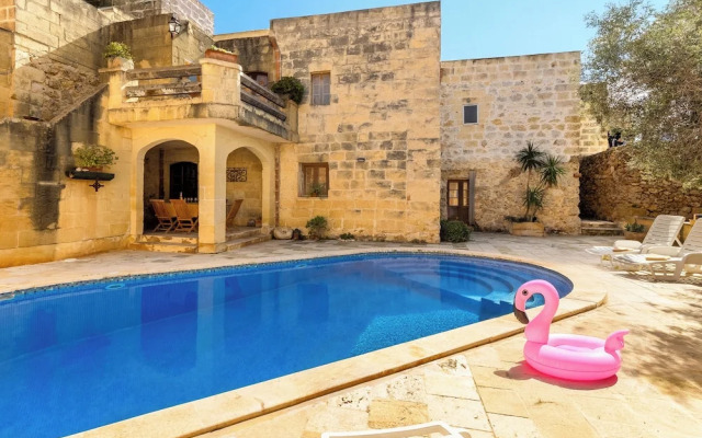 Bebbuxija Pool Farmhouse Gozo