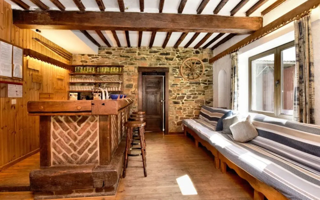 Lavish Holiday Home in Durbuy with Sauna
