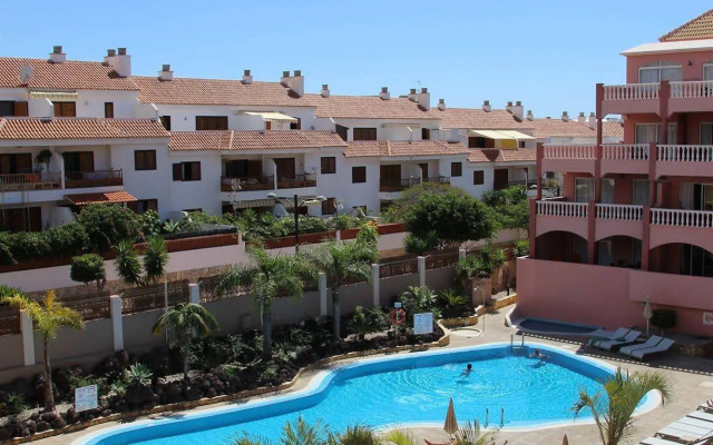 Apartamentos Marola Park