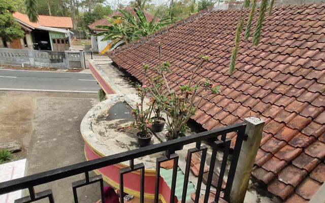 Hallonetto Homestay