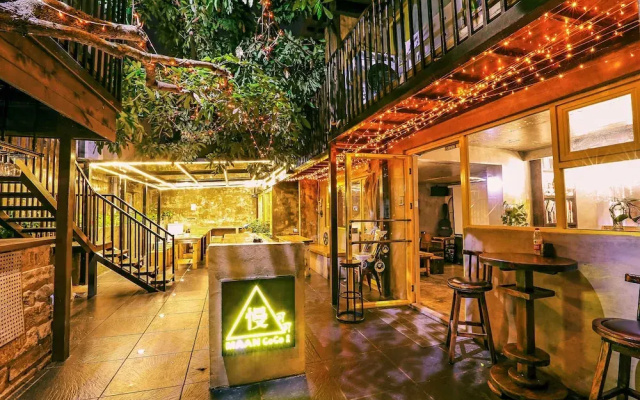 Maan Coco Travelling Boutique Inn