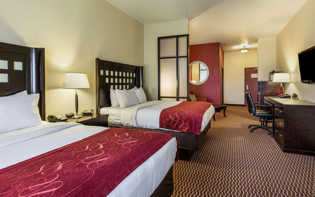 Comfort Suites