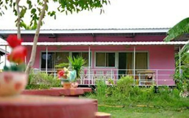 Bansaun Lung Rin Kanchanaburi