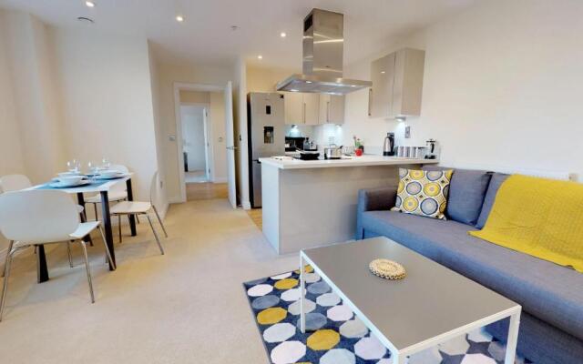 NIKSA Serviced Accommodation - Welwyn Garden City Business Park