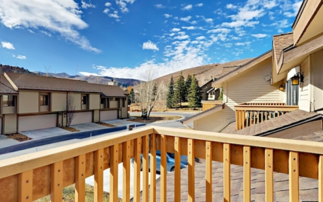 2441 Gilt Edge Circle Townhouse