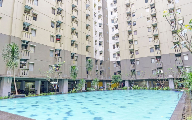 OYO 93456 Apartemen Gateway Cicadas By Inpro Ii