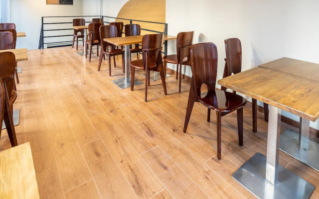 Chengdu Qingcheng Youth Hostel Apartment