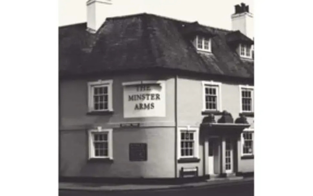 The Lion Hotel - Pub & Restaurant