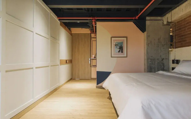 The Somos Hotel