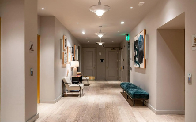 Woodlark Hotel Portland, a Tribute Portfolio Hotel