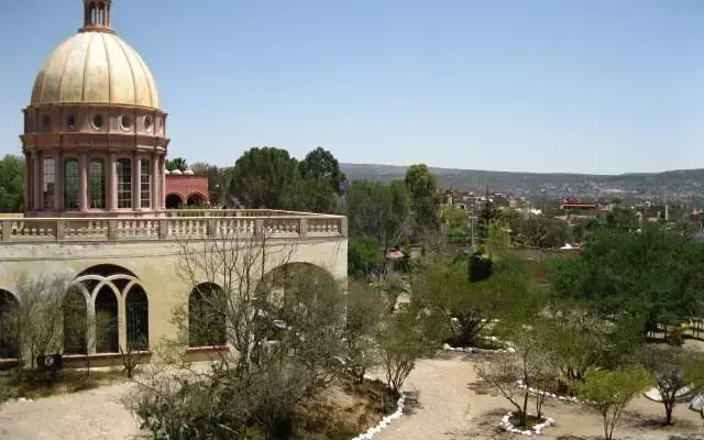 Casa De Los Encantos
