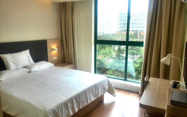 GreenTree Inn Yunnan Lijiang Qixing Street Express Hotel