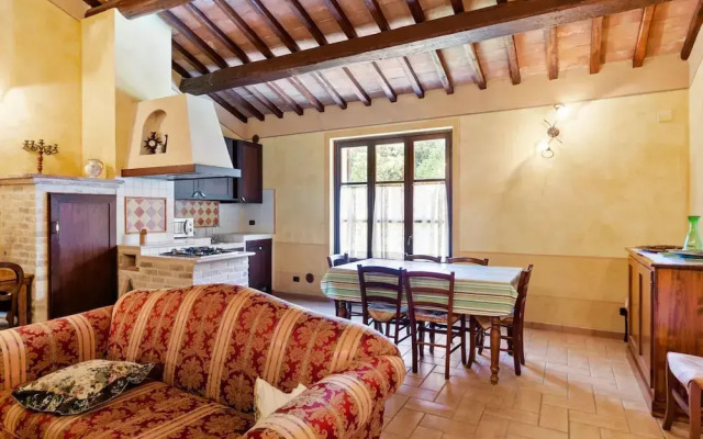 Elegant Apartment Only 1 Hour From Rome