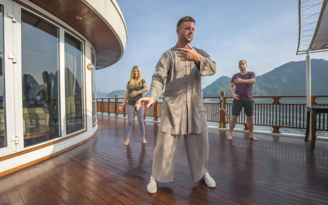 Heritage Line Ylang Cruise – Ha Long Bay & Lan Ha Bay