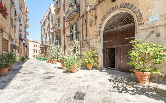 Real Umberto I Suite 2 by Wonderful Italy