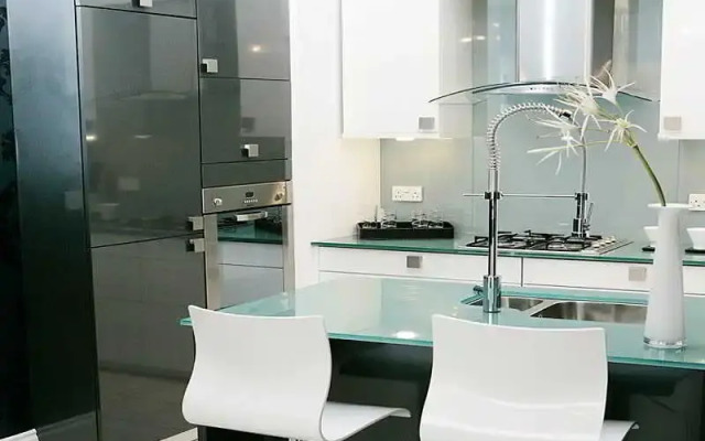 Kensington House by Warren Collection