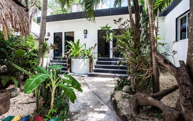 Hostel Oryx Tulum