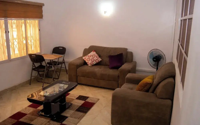 Rossy'S Apartments