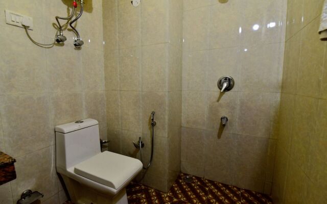 Oyo 30367 Rr Villa