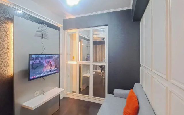 Neat And Comfy Studio At Gateway Ahmad Yani Cicadas Apartment
