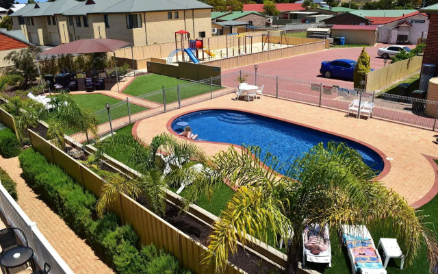The Jetty Resort