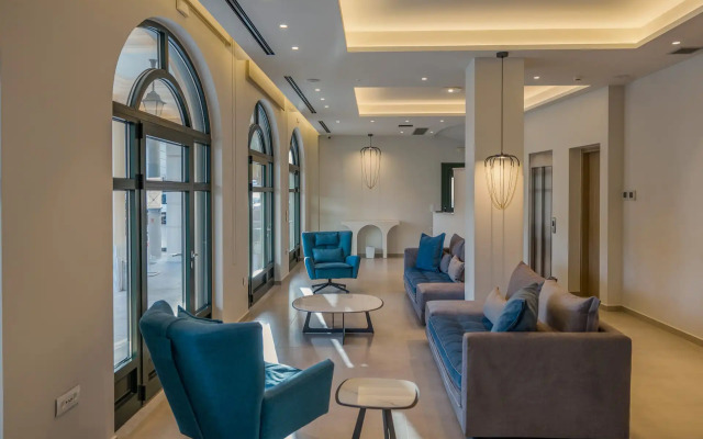 Ionian Plaza Hotel