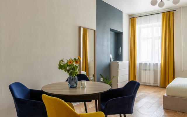 Апартаменты на набережной канала Грибоедова 14