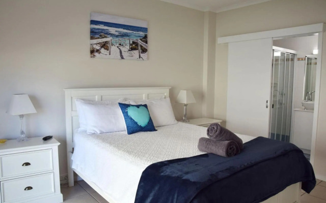 Tradewinds Apartment 4