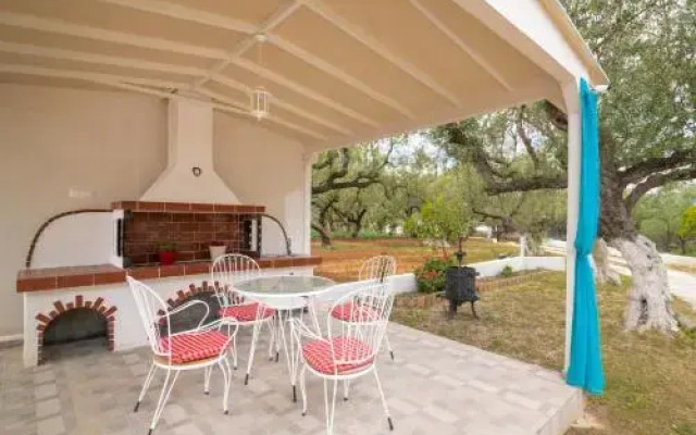 Sosos 2 Bedroom House