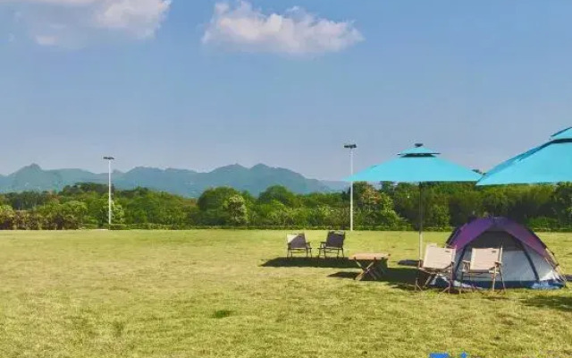 Yingde Baodun Lake Pool Hot Spring Villa