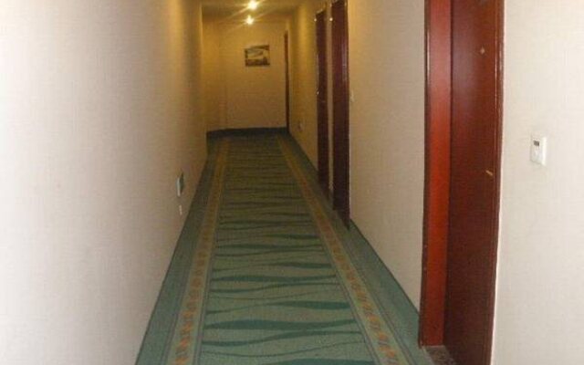 GreenTree Inn Chongqing Xiejiawan Hotel