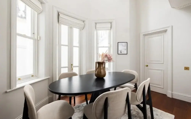 The Kensington Wonder - Stunning 2bdr Flat With Patios