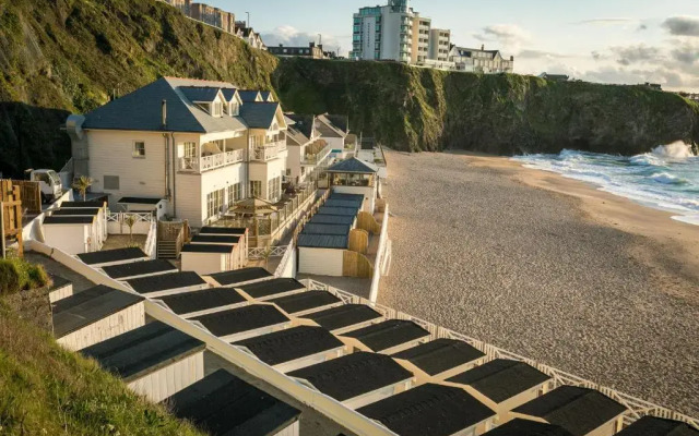 Tolcarne Beach Colonial Restaurant and Rooms