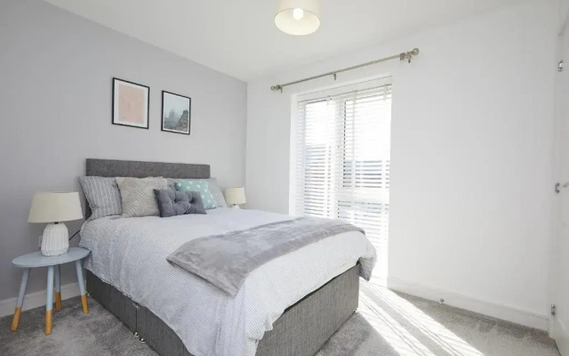 Royal Derby Hospital 3 bed Town House