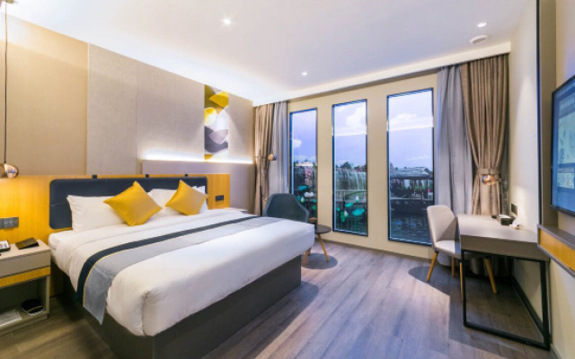 Home Inn Selected (Harbin Zhongyang Street Saint Sophia Cathedral)
