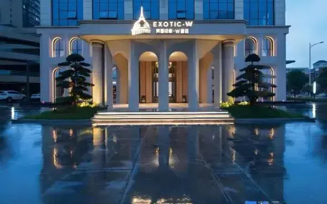 Exotic W Hotel