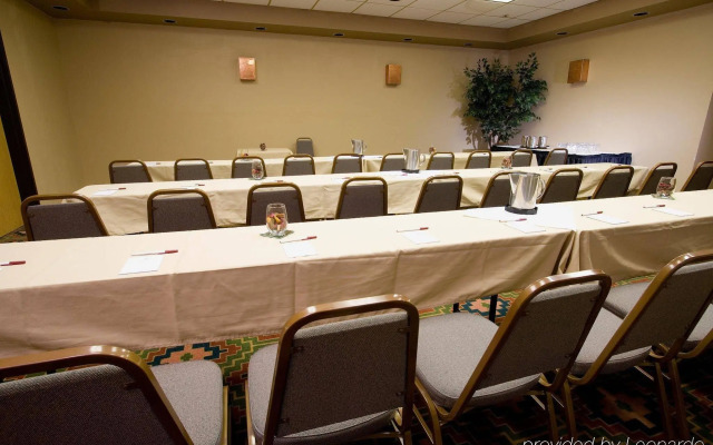 Best Western Plus Scottsdale Thunderbird Suites