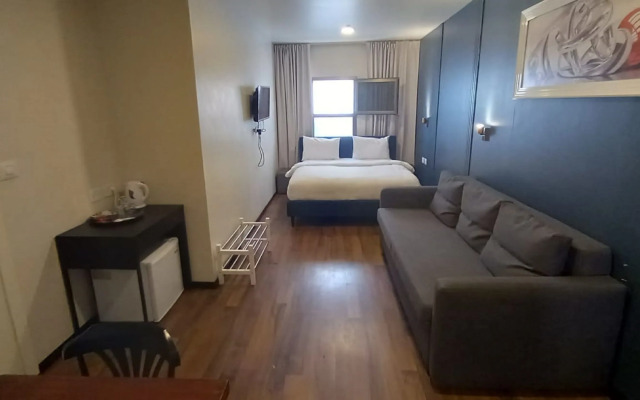 Moon TLV - 4th floor