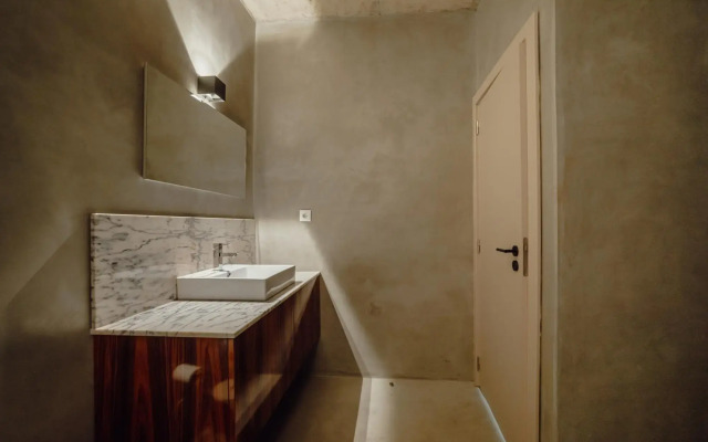 City Center Premium Apartment by Vacationy