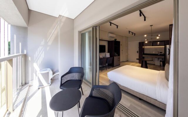 Charlie On The Parc Ibirapuera Hotel