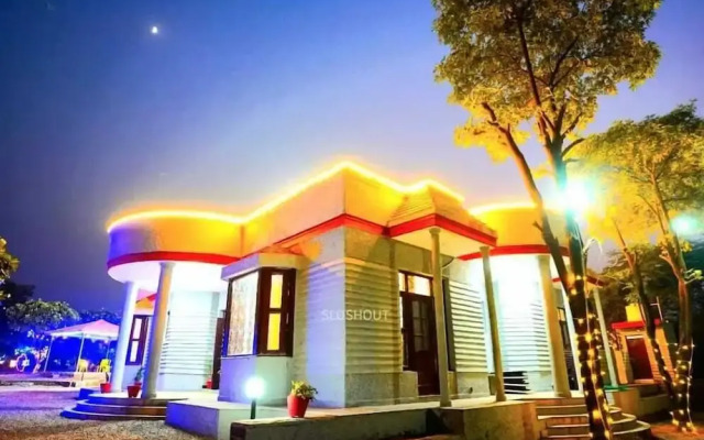 Super Luxury Farmhouse