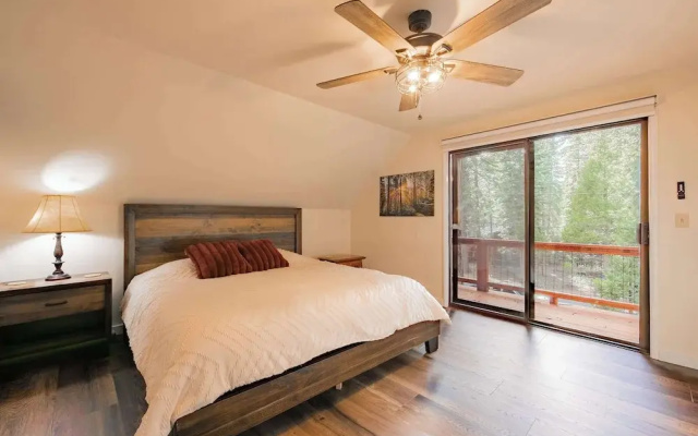 Whispering Pines Family Retreat By Carnelian Bay
