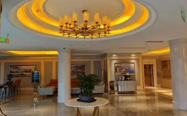 Vienna Hotel (Dingzhou Zhongshan Road Branch)
