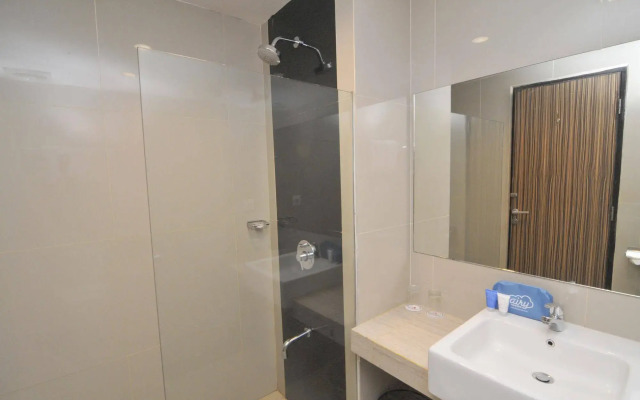 Airy Panakkukang Boulevard Raya Selatan Makassar