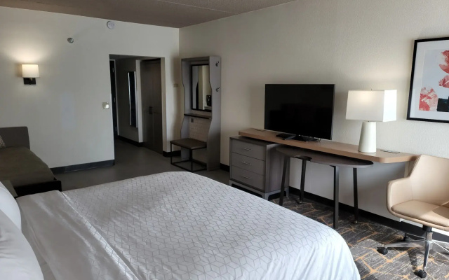 Holiday Inn & Suites Wausau-Rothschild by IHG