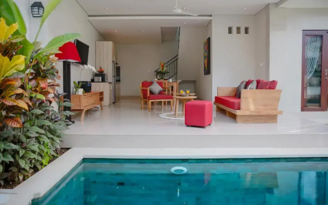 Villa 66, 5 min walk to Double 6 beach